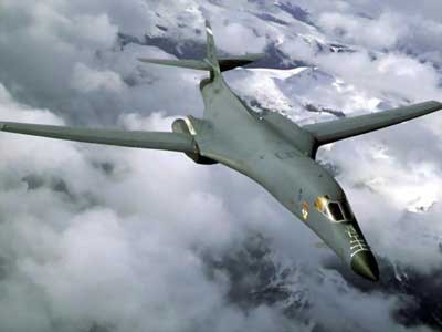 美國空軍B-1B轟炸機(jī)飛行圖