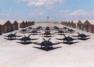 美國(guó)：F-117A夜鷹轟炸機(jī)