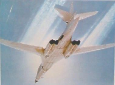 B-1B戰(zhàn)略轟炸機(jī)腹部圖