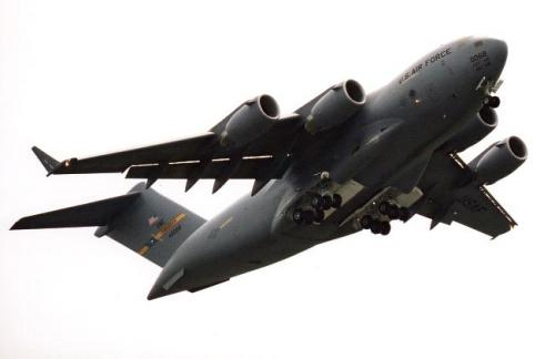 C-17“環(huán)球空中霸王Ⅲ”(GlobalMasterⅢ)運輸機