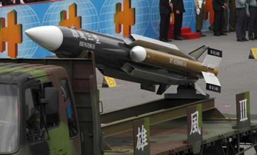 臺(tái)軍F-16戰(zhàn)斗機(jī)掛魚叉導(dǎo)彈可攻擊粵浙港口 