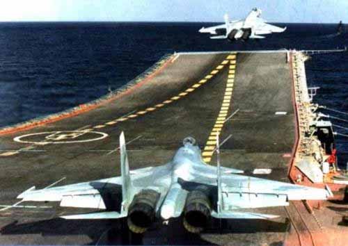 中國艦載機(jī)選型分析:國產(chǎn)改型蘇-27最合適