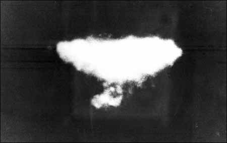 美空軍證實(shí)：德州上空的UFO實(shí)際是10架F-16戰(zhàn)機(jī)