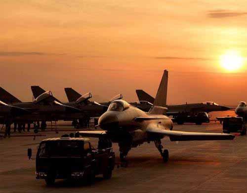 保障有力：南空新型戰(zhàn)機(jī)成建制從江南奔襲至西北