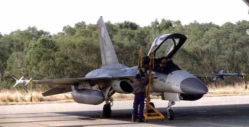 美推遲軍售 臺(tái)軍工強(qiáng)烈要求升級(jí)IDF戰(zhàn)機(jī) 