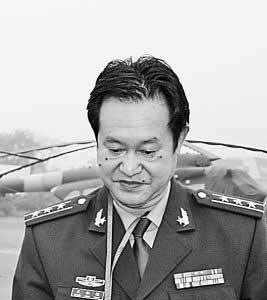 戰(zhàn)友你怎么還不回來? 記失事直升機機組成員 