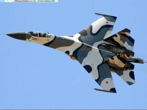 俄空軍蘇-27戰(zhàn)斗機(jī)失事,兩飛行員一人死亡