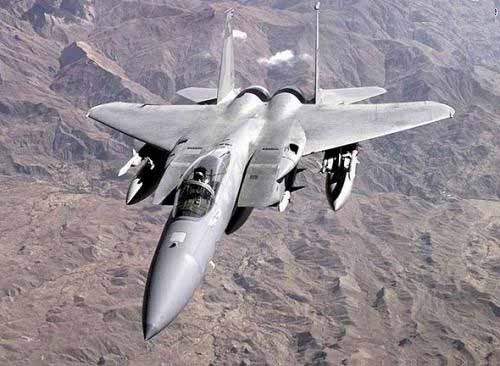 連續(xù)多起墜機(jī)事故 美國(guó)空軍全面停飛F-15戰(zhàn)斗機(jī)