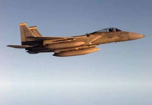 連續(xù)多起墜機(jī)事故 美國(guó)空軍全面停飛F-15戰(zhàn)斗機(jī)