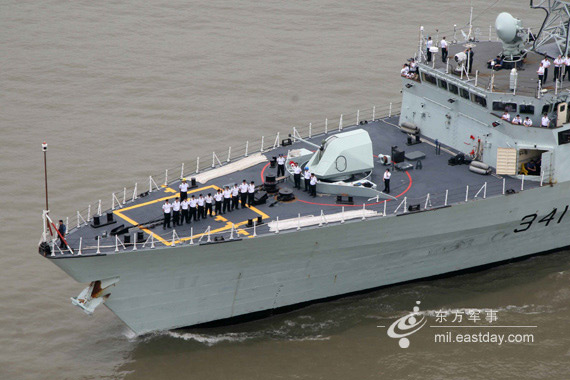 加拿大訪華渥太華號(hào)護(hù)衛(wèi)艦展示主力裝備