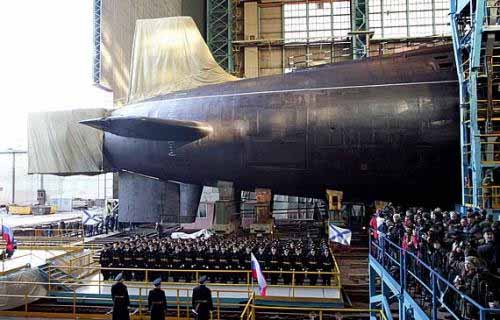 俄太平洋艦隊接納“北風(fēng)之神” 建現(xiàn)代化航母基地 