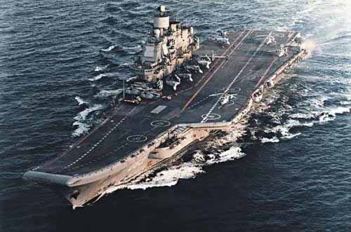 軍事訪談:航空母艦 當之無愧的海上霸主 