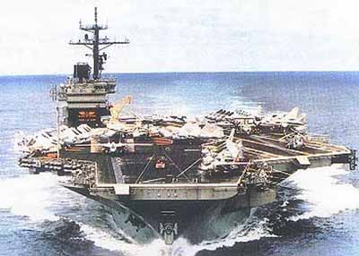 “艾森豪威爾”號航空母艦