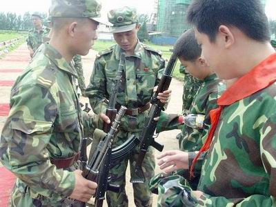宣武區(qū)天橋街道少年軍校一日活動(dòng)見(jiàn)聞