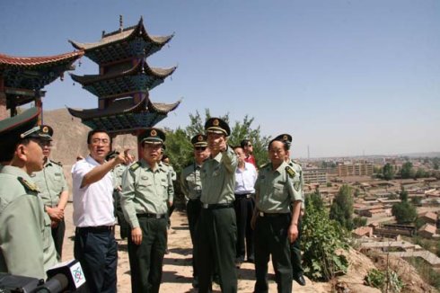 將軍重走紅軍西征路--王國生